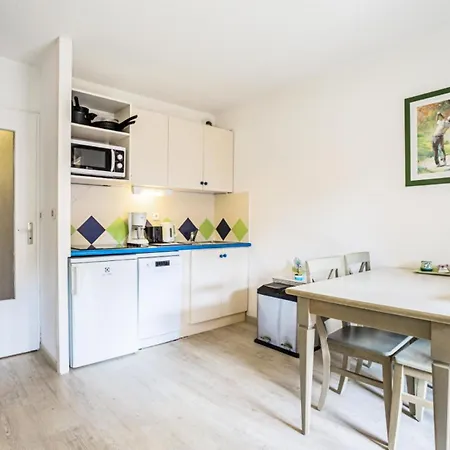 Appartement Résidence Saint-raphaël Valescure - Maeva - 4 Personnes Sélection Mae-3064