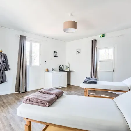 Appartement Résidence Saint-raphaël Valescure - Maeva - 4 Personnes Sélection Mae-3064 *